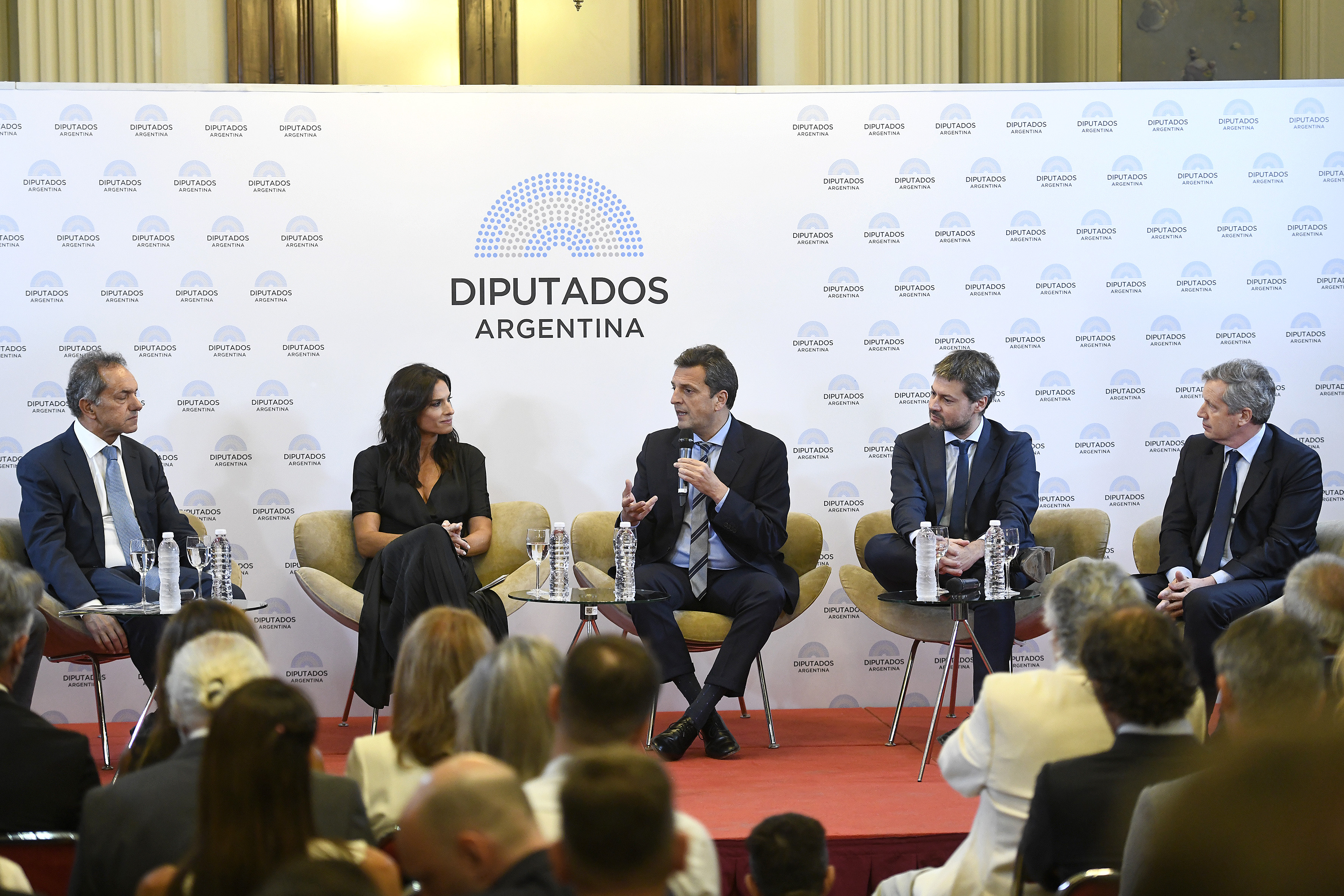 Gabriela Sabatini fue distinguida en la Cámara de Diputados 6 MCV9119